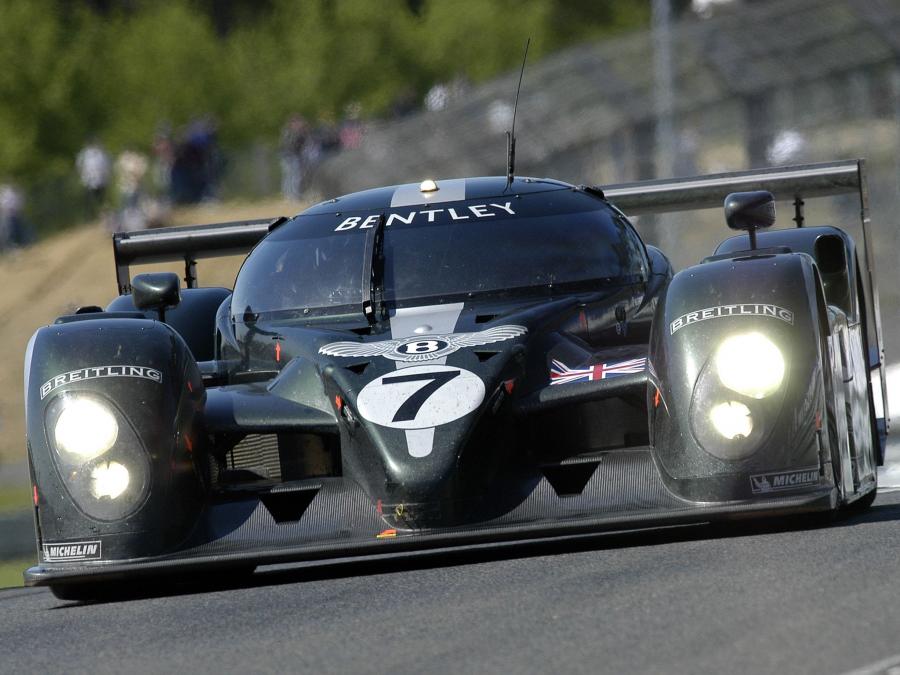  Bentley Speed 8 2003 года  (фото 5 из 18)